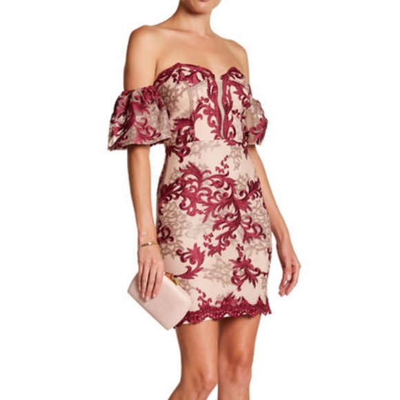 Soieblu Dresses & Skirts - Off-the-shoulder embroidered dress